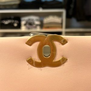 Chanel 19 handbag Shiny Lambskin, Gold-Tone, Silver-Tone & Ruthenium-Finish